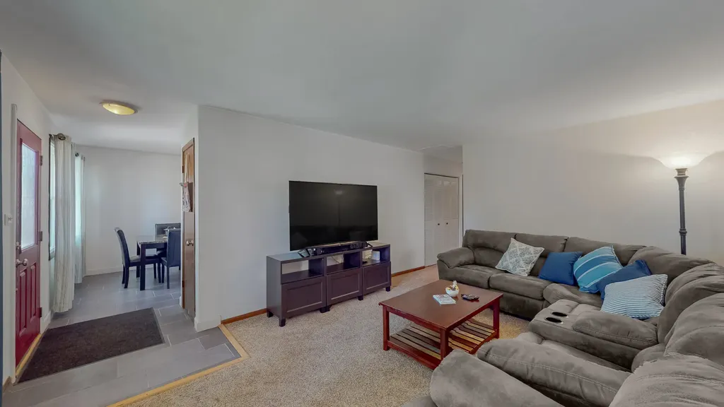 2017 Sanford Avenue New Lenox IL 60451