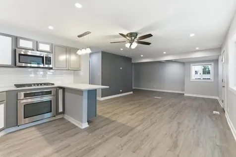 22339 Strassburg Avenue Sauk Village IL 60411