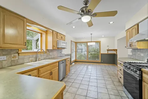421 North Elm Street Itasca IL 60143
