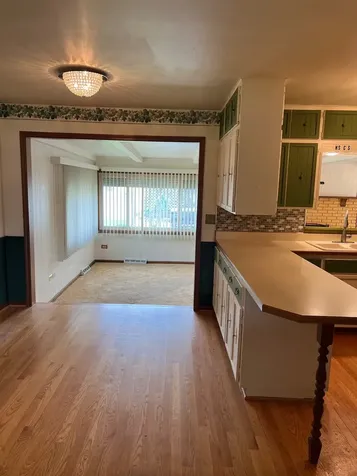 20185 Torrence Avenue Lynwood IL 60411