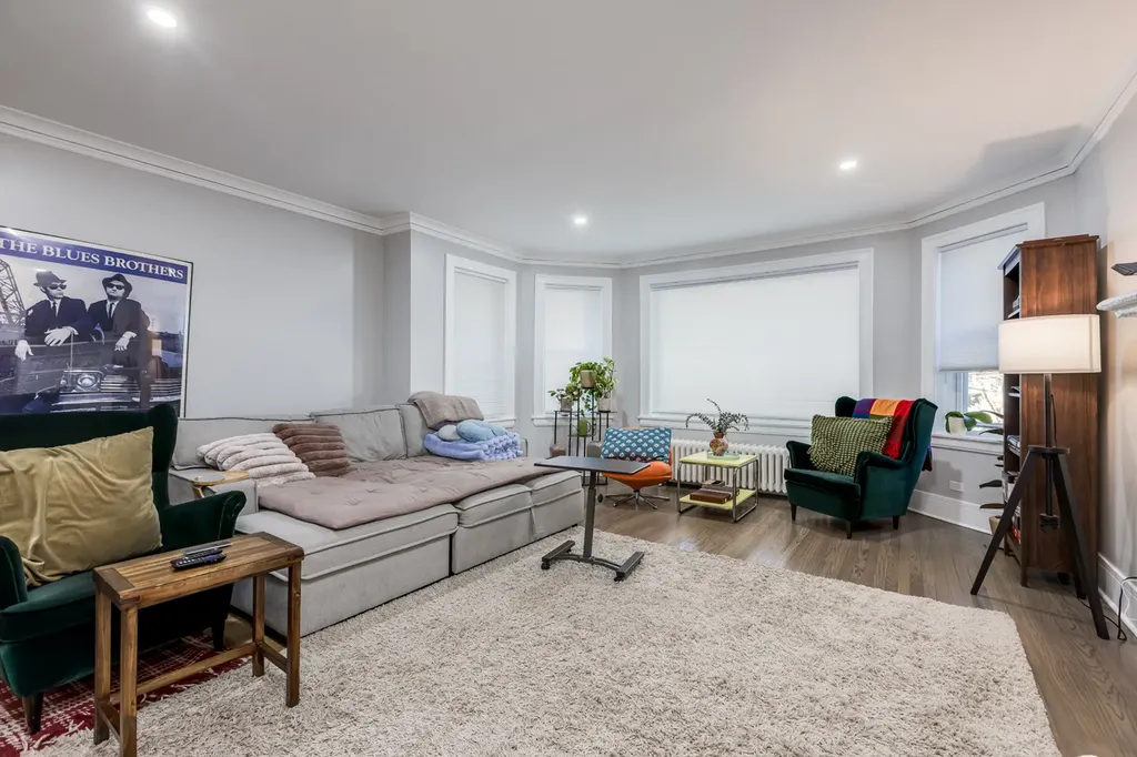 6154-56 North Hamilton Avenue Chicago IL 60659