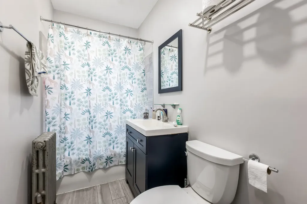 6154-56 North Hamilton Avenue Chicago IL 60659