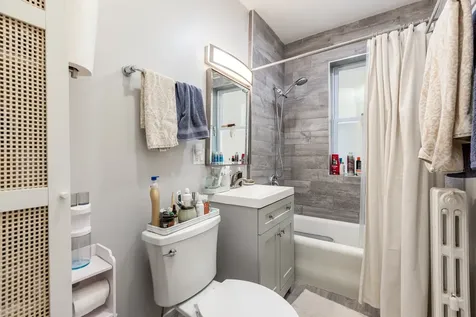 6154-56 North Hamilton Avenue Chicago IL 60659