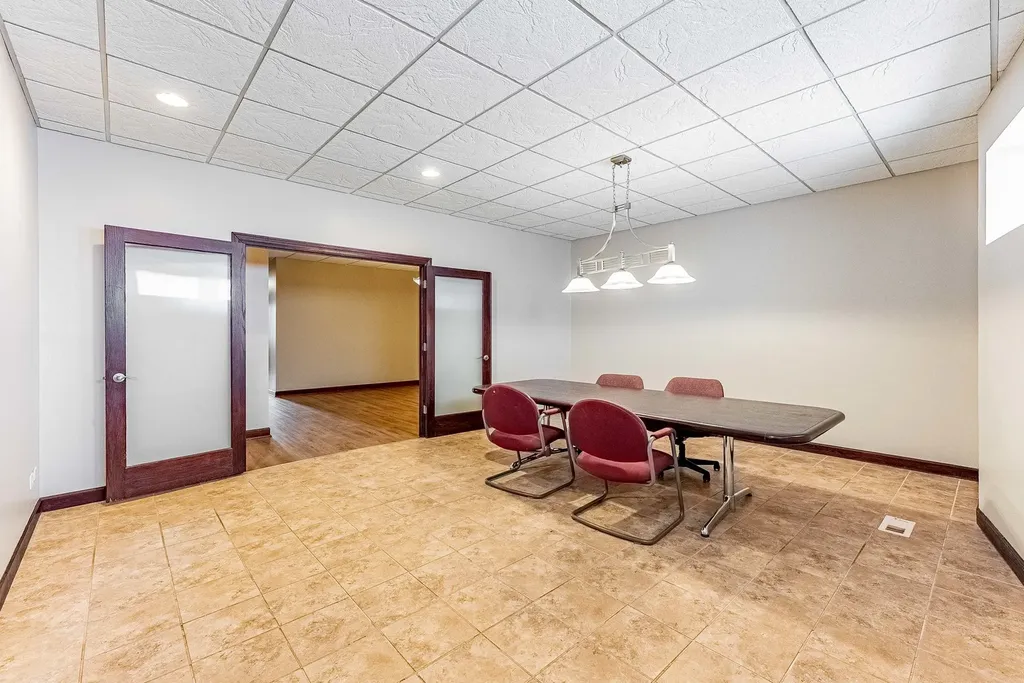 5543 West Diversey Avenue Chicago IL 60639