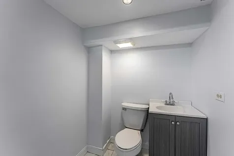 5543 West Diversey Avenue Chicago IL 60639