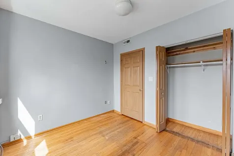 5543 West Diversey Avenue Chicago IL 60639