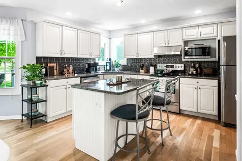 1908 Quail Run Cc Court Normal IL 61761