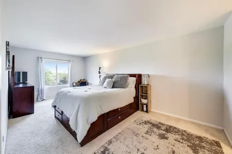 5840 West 104th Street Oak Lawn IL 60453