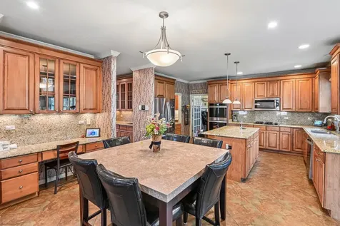 2185 Henning Lane Yorkville IL 60560