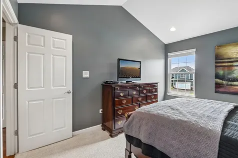 2185 Henning Lane Yorkville IL 60560