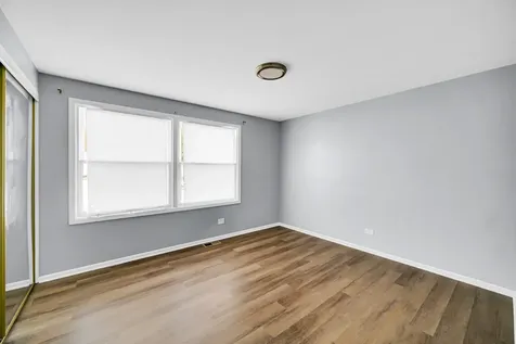 1793 Queensbury Circle Hoffman Estates IL 60169