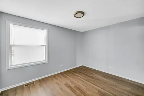 1793 Queensbury Circle Hoffman Estates IL 60169