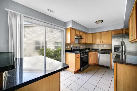 1793 Queensbury Circle Hoffman Estates IL 60169