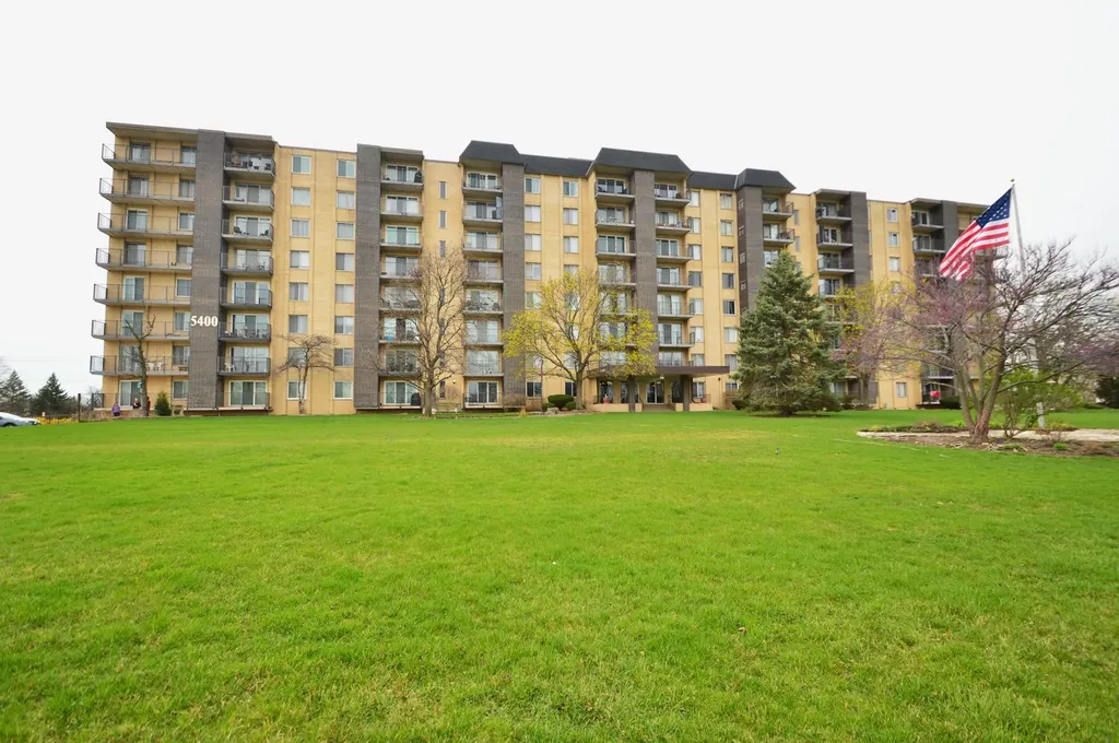 5400 Walnut Avenue Downers Grove IL 60515