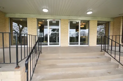 5400 Walnut Avenue Downers Grove IL 60515