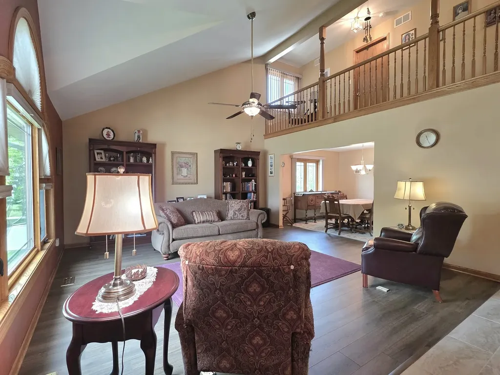 11630 Creekside Drive Orland Park IL 60467