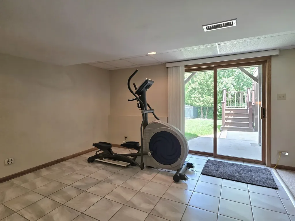 11630 Creekside Drive Orland Park IL 60467