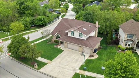 11630 Creekside Drive Orland Park IL 60467