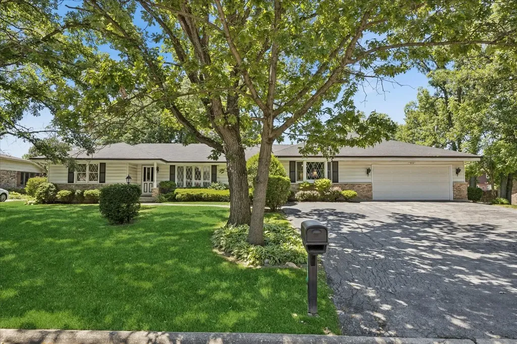3444 Huntington Terrace Crete IL 60417