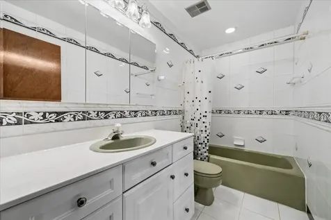 3444 Huntington Terrace Crete IL 60417