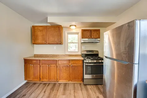 570 5TH Avenue Aurora IL 60505