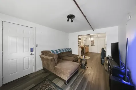 3828 South Honore Street Chicago IL 60609