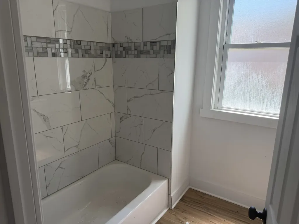 6716 South May Street Chicago IL 60621