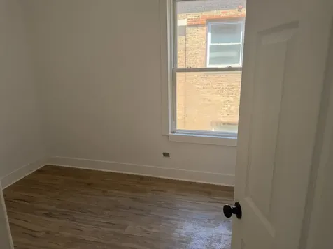 6716 South May Street Chicago IL 60621