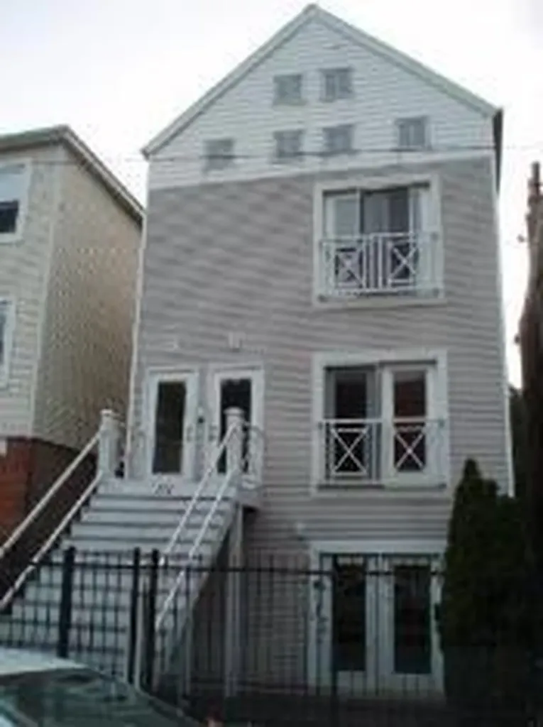 714 North Elizabeth Street Chicago IL 60622