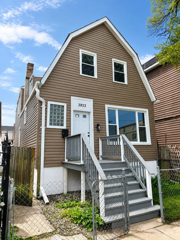3823 West Wabansia Avenue Chicago IL 60647