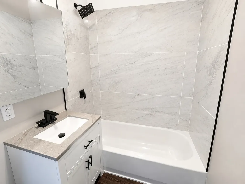 3823 West Wabansia Avenue Chicago IL 60647