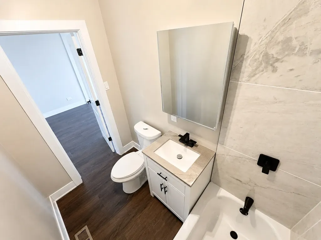 3823 West Wabansia Avenue Chicago IL 60647