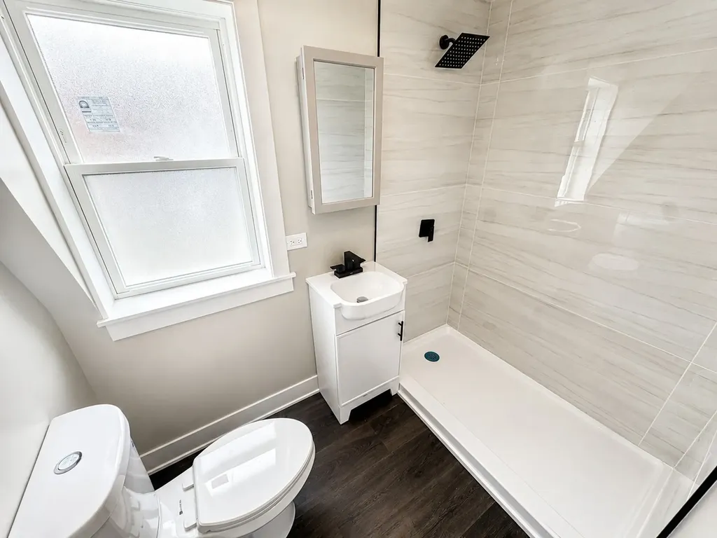 3823 West Wabansia Avenue Chicago IL 60647