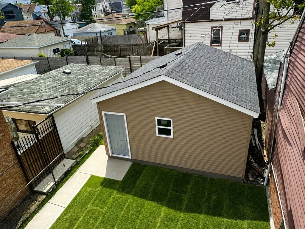 3823 West Wabansia Avenue Chicago IL 60647