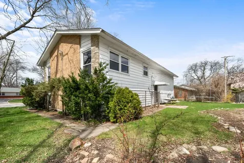 2808 Cherrywood Lane Hazel Crest IL 60429
