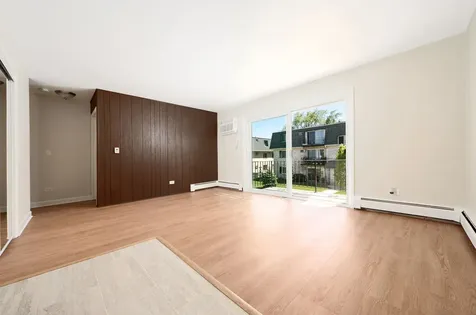1303 North Baldwin Court Palatine IL 60074