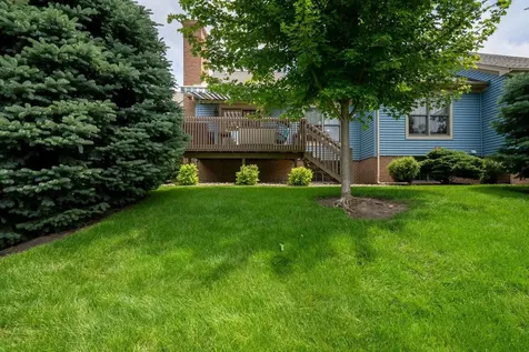 5 Spruce Court Bloomington IL 61704