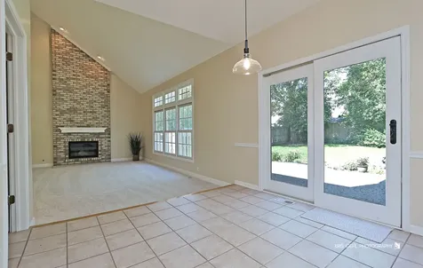 1096 Chesapeake Boulevard Grayslake IL 60030