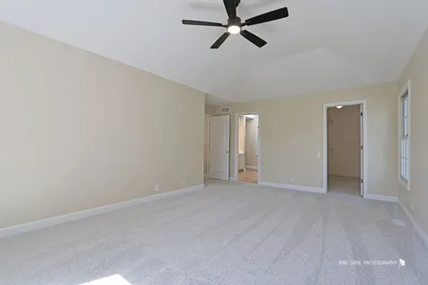 1096 Chesapeake Boulevard Grayslake IL 60030