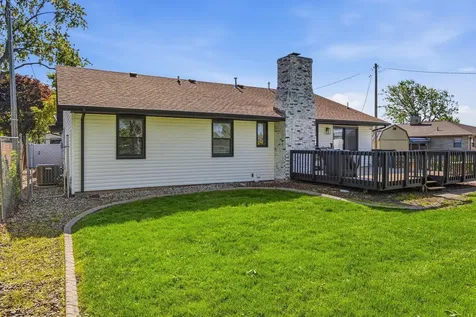 101 North Bergman Drive Thomasboro IL 61878