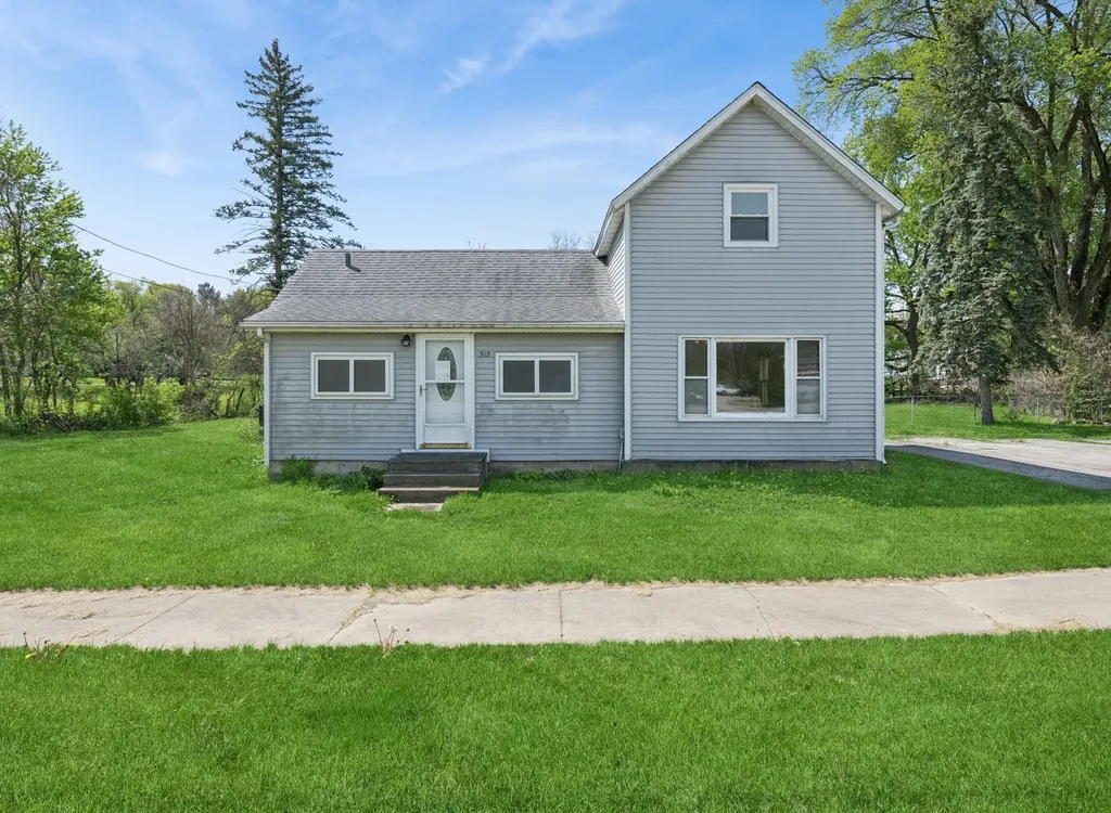 312 W Railroad Street Kingston IL 60145