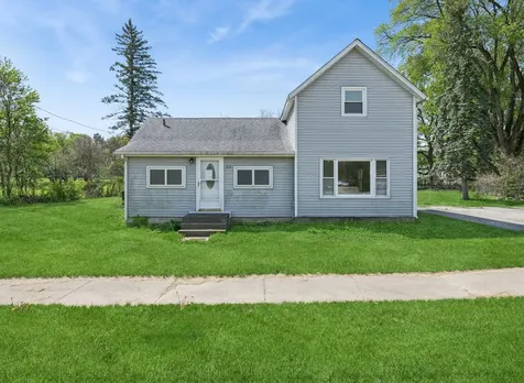 312 W Railroad Street Kingston IL 60145
