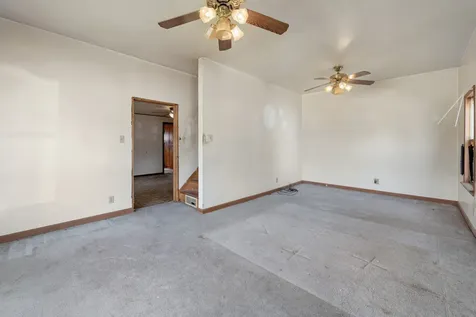 312 W Railroad Street Kingston IL 60145