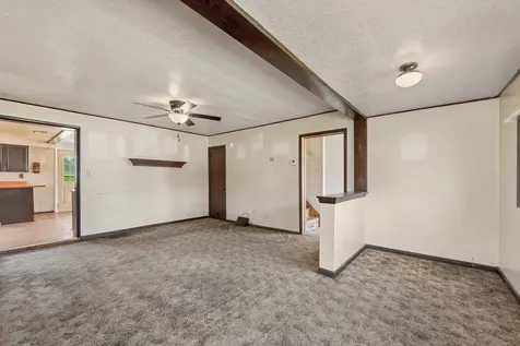 312 W Railroad Street Kingston IL 60145