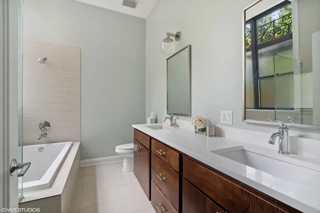 544 North Paulina Street Chicago IL 60622