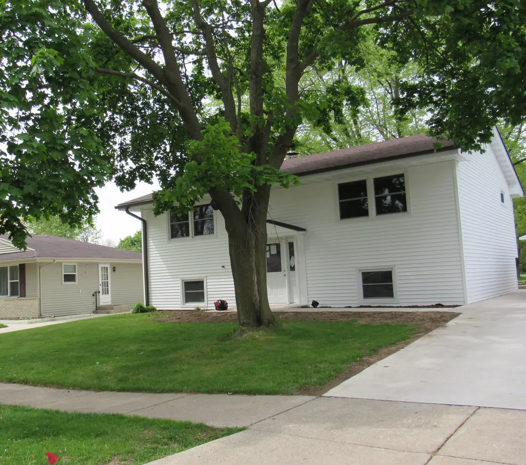 5019 Orchard Avenue Rockford IL 61108