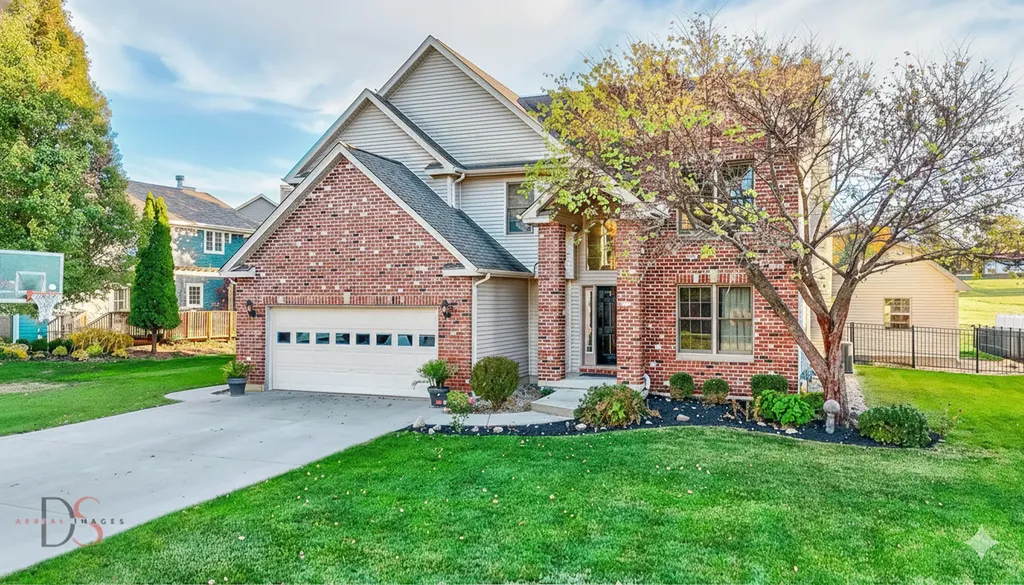 1123 Country Oak Drive Ottawa IL 61350