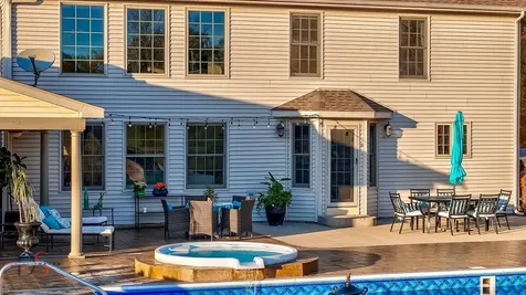 1123 Country Oak Drive Ottawa IL 61350