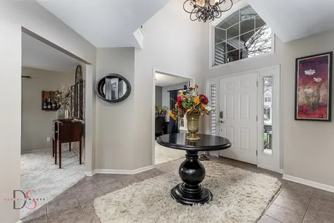 1123 Country Oak Drive Ottawa IL 61350