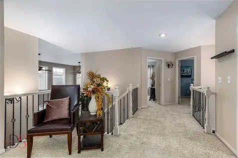 1123 Country Oak Drive Ottawa IL 61350